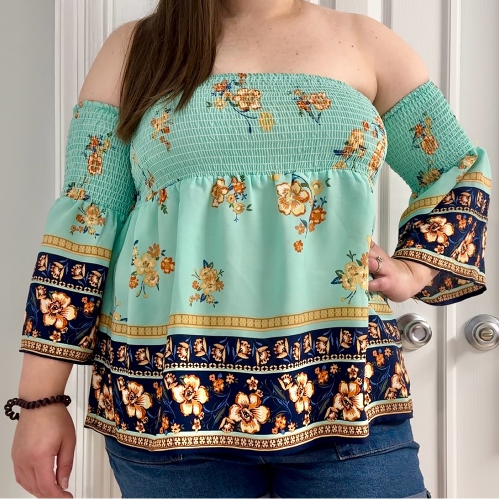 Lily White Off The Shoulder Boho Style Blouse - Size Large